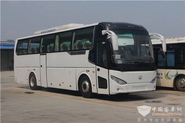 南京金龍NJL6117BEV客車（純電動(dòng)24-53座）