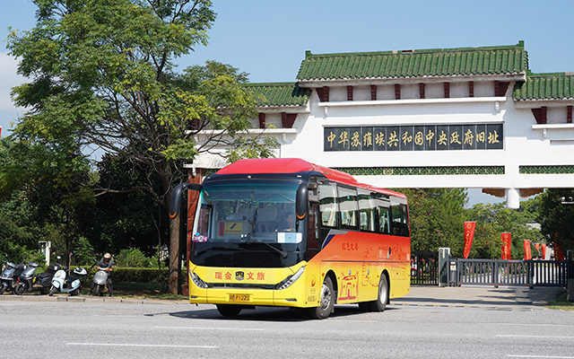 山東重工的協(xié)同公式：讓高端客車(chē)1+1＞2