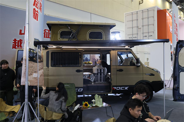 選對(duì)車比選營(yíng)地更重要！露營(yíng)愛好者為何都鐘情得意？