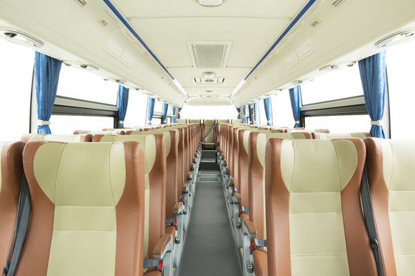 宇通ZK6107HNQ5Y客車（天然氣國五24-49座）