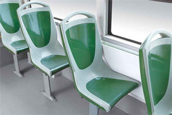 金旅XML6105JHEVG5CN1公交車(chē)（NG/電混動(dòng)國(guó)五20-36座）